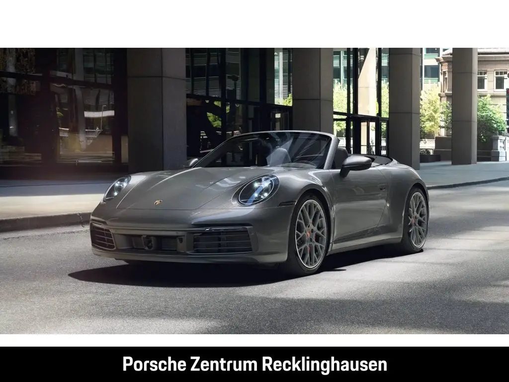 Photo 1 : Porsche 992 2023 Essence