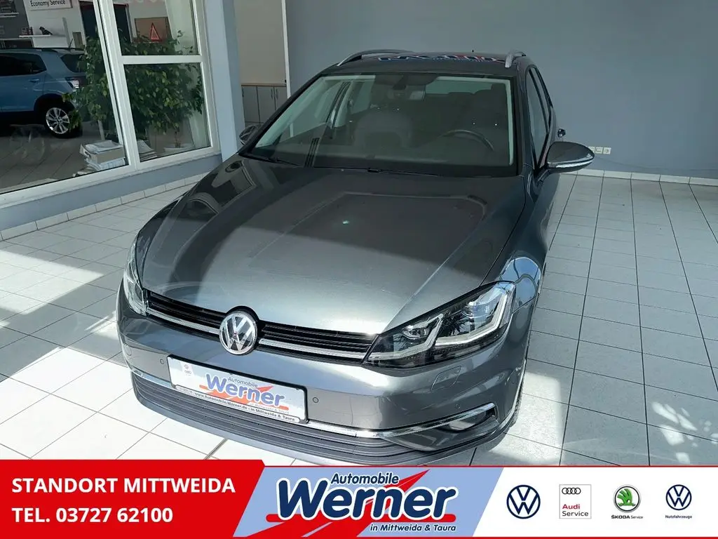 Photo 1 : Volkswagen Golf 2020 Essence