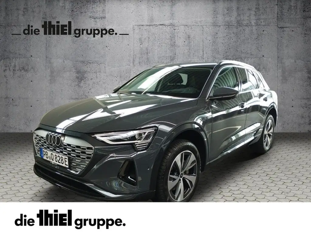 Photo 1 : Audi Q8 2023 Not specified