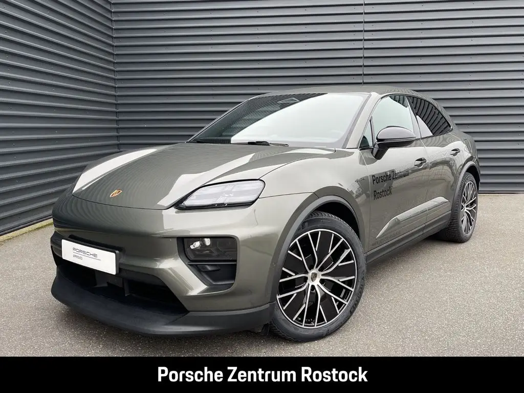 Photo 1 : Porsche Macan 2024 Non renseigné