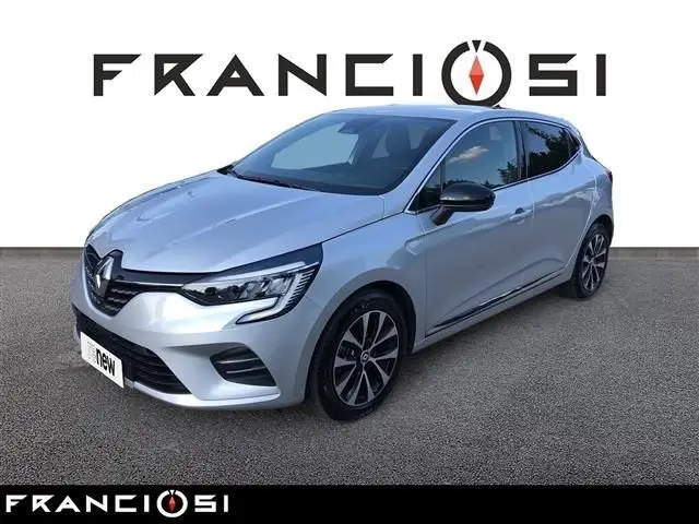 Photo 1 : Renault Clio 2023 Essence