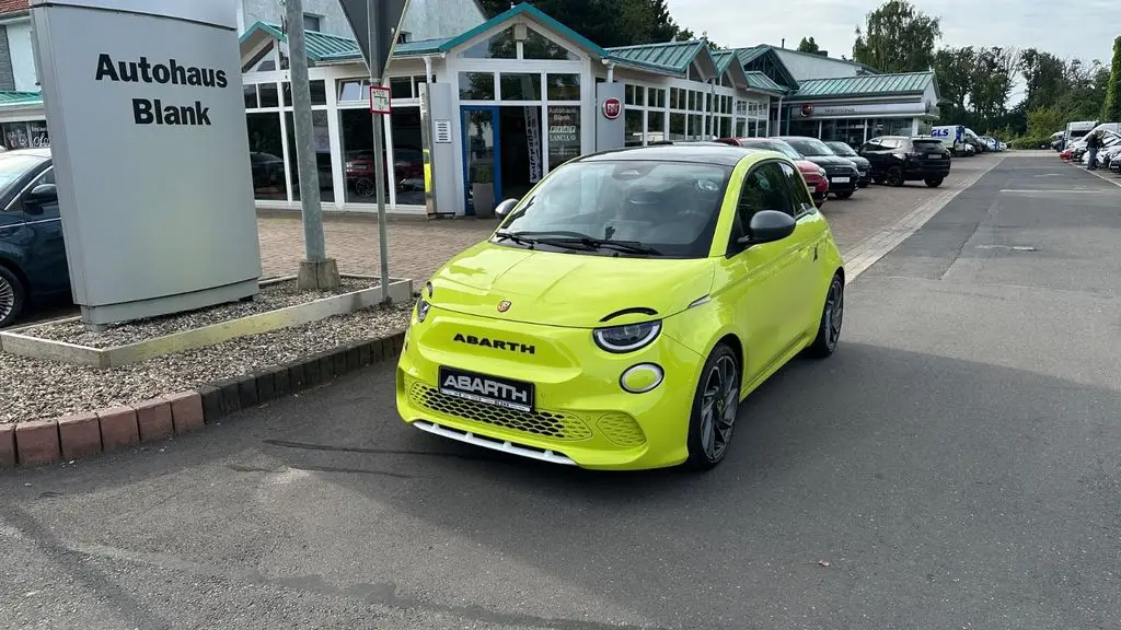 Photo 1 : Abarth 500 2023 Non renseigné