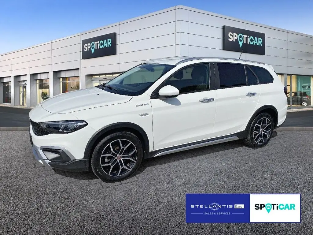 Photo 1 : Fiat Tipo 2023 Essence