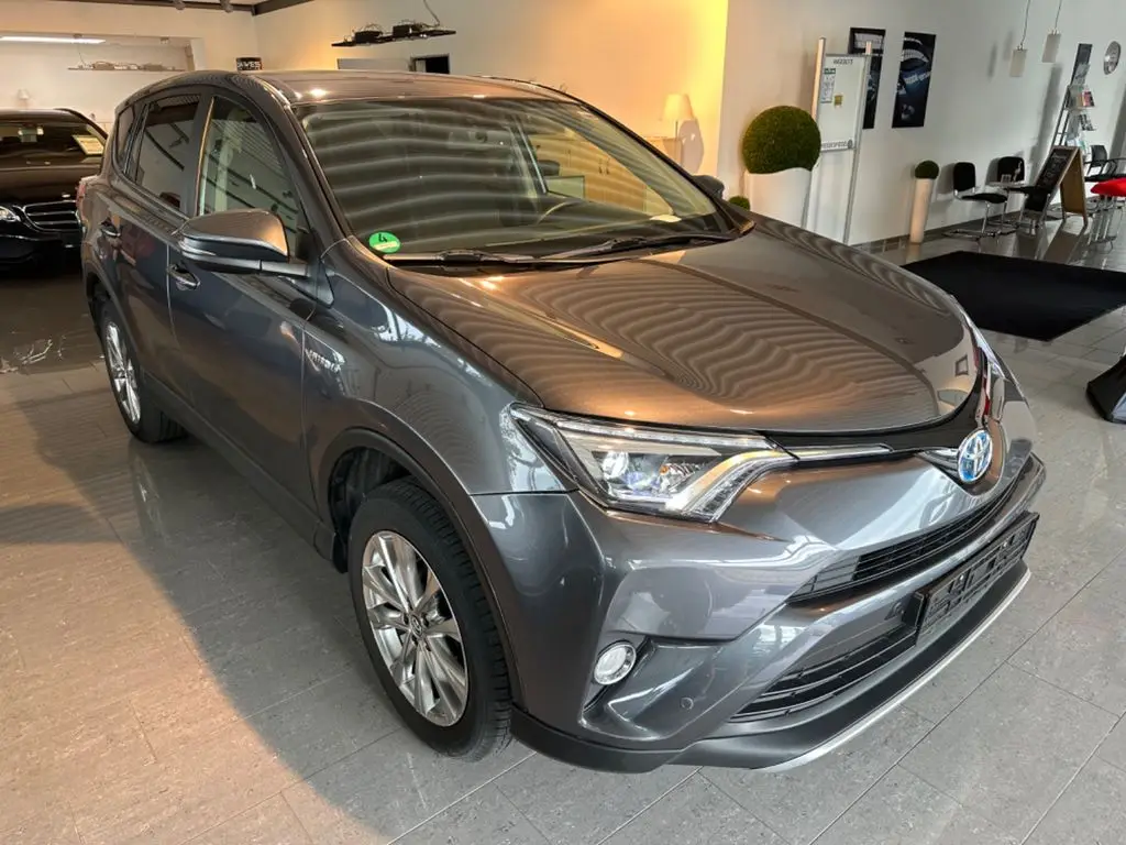 Photo 1 : Toyota Rav4 2016 Hybride