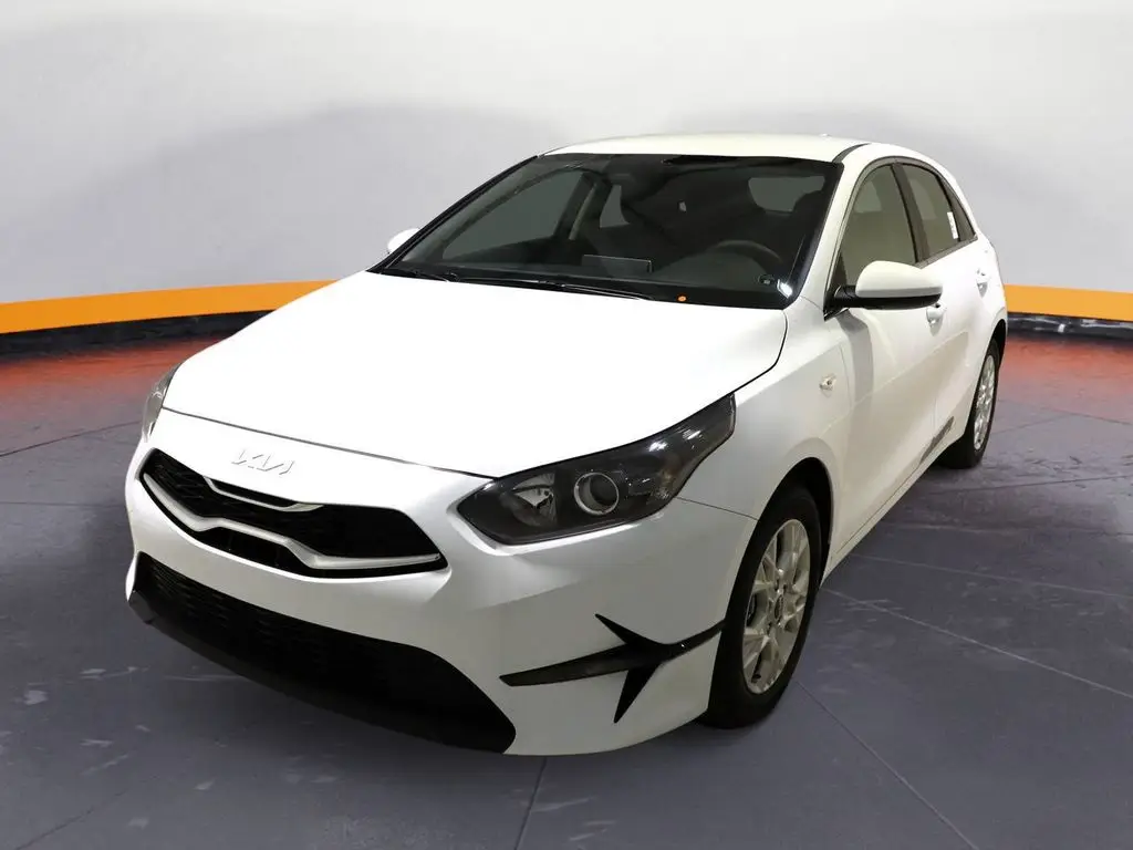 Photo 1 : Kia Ceed 2024 Essence