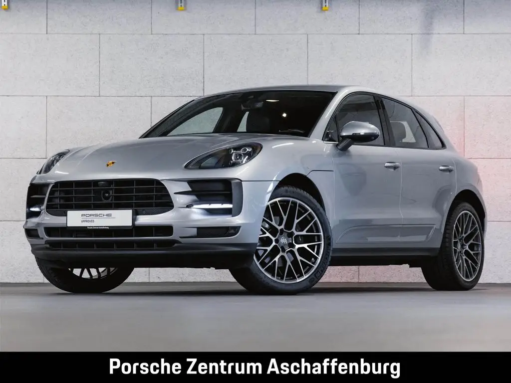 Photo 1 : Porsche Macan 2021 Essence