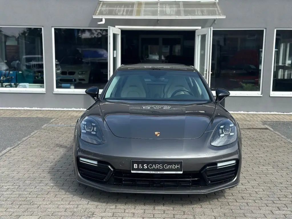 Photo 1 : Porsche Panamera 2017 Petrol