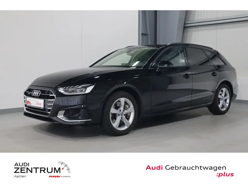 Photo 1 : Audi A4 2019 Petrol