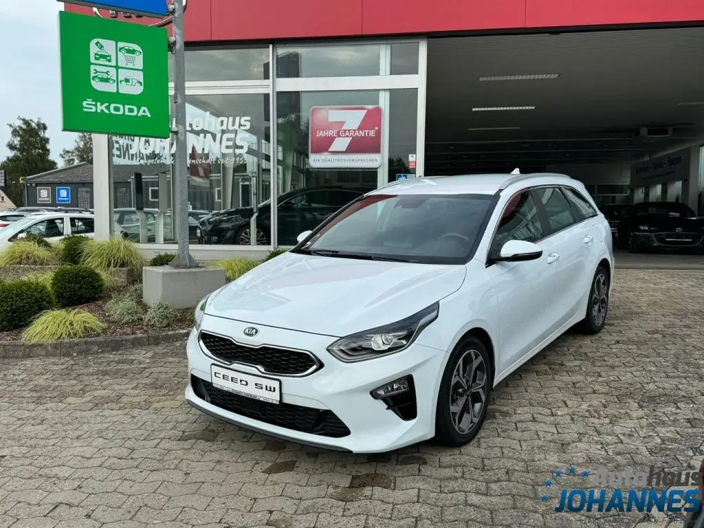 Photo 1 : Kia Ceed 2020 Petrol