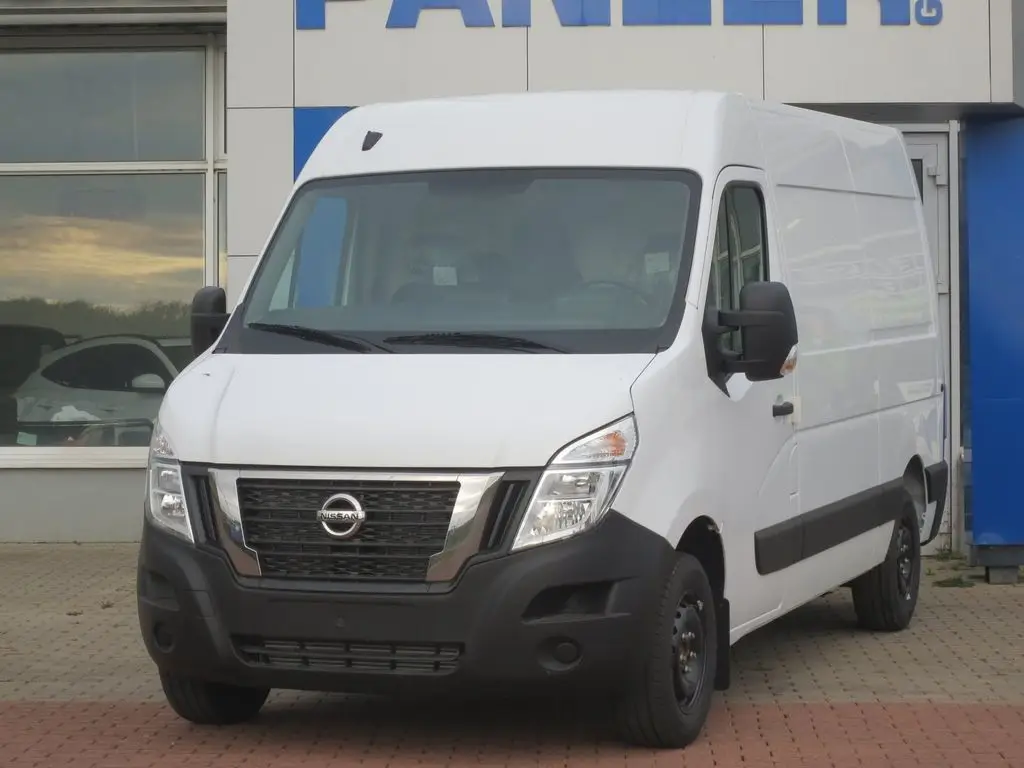 Photo 1 : Nissan Interstar 2024 Diesel