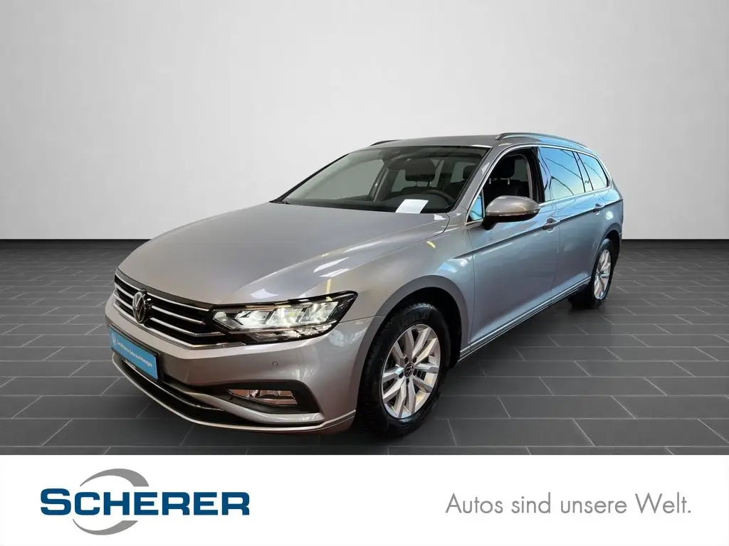 Photo 1 : Volkswagen Passat 2023 Essence