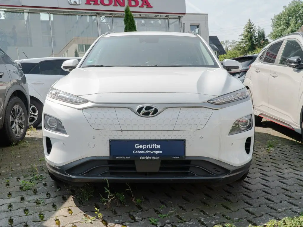 Photo 1 : Hyundai Kona 2021 Non renseigné