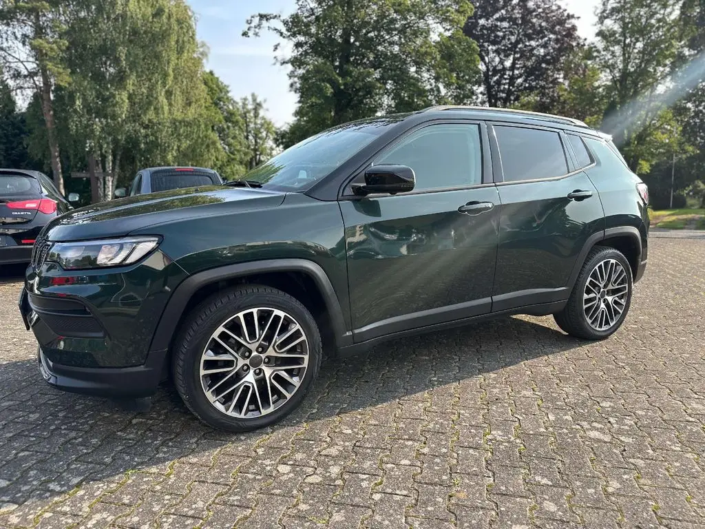 Photo 1 : Jeep Compass 2021 Essence