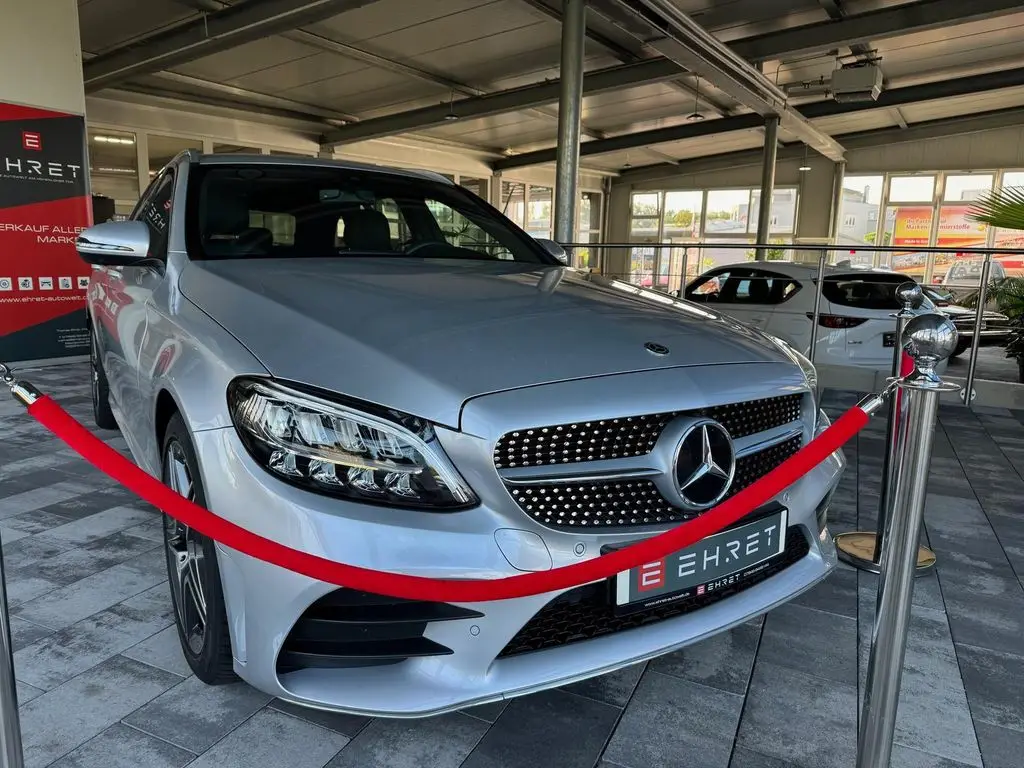 Photo 1 : Mercedes-benz Classe C 2019 Petrol