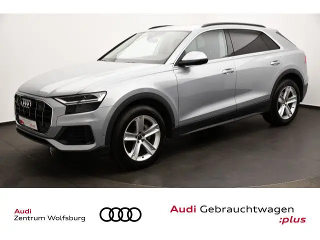 Photo 1 : Audi Q8 2023 Petrol