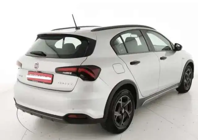 Photo 1 : Fiat Tipo 2021 Essence