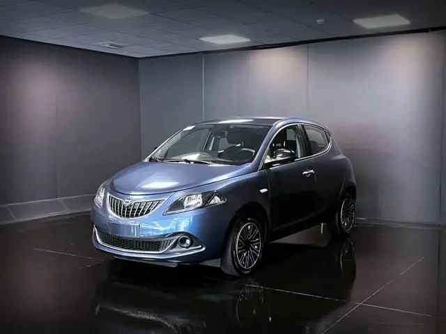 Photo 1 : Lancia Ypsilon 2021 Hybrid