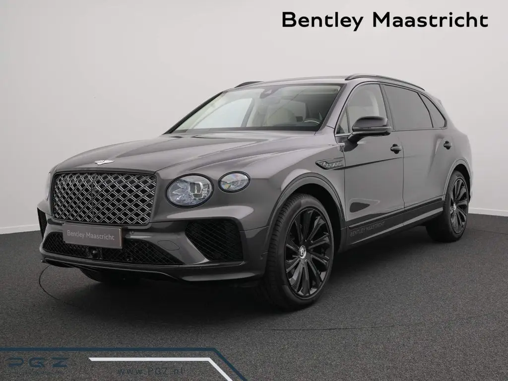 Photo 1 : Bentley Bentayga 2024 Petrol