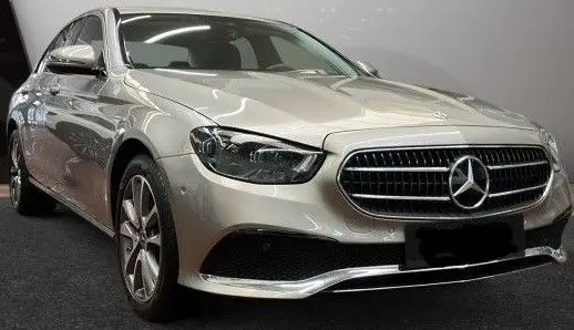 Photo 1 : Mercedes-benz Classe E 2023 Hybrid