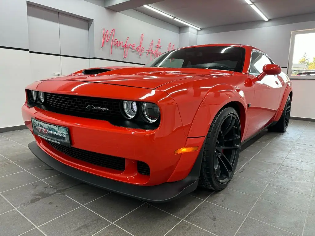 Photo 1 : Dodge Challenger 2020 Petrol