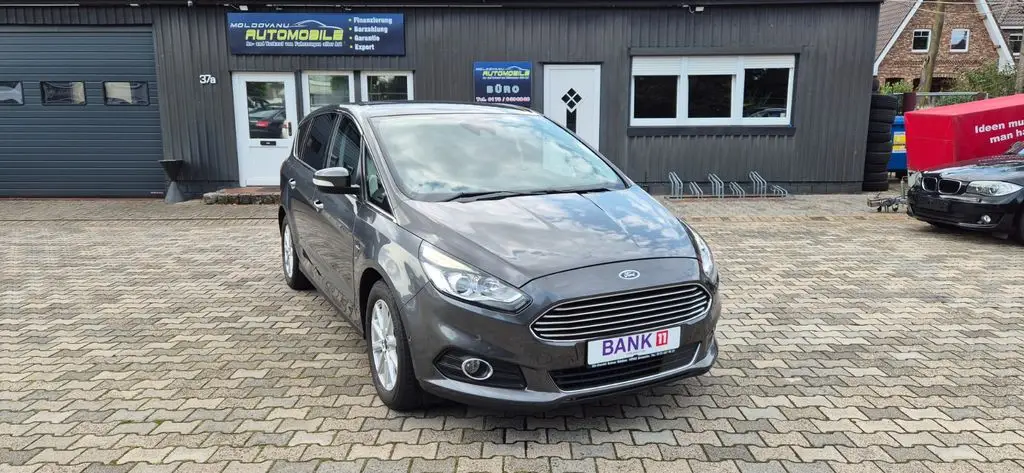 Photo 1 : Ford S-max 2015 Diesel