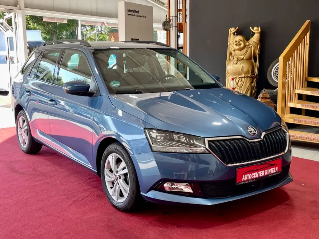 Photo 1 : Skoda Fabia 2021 Essence