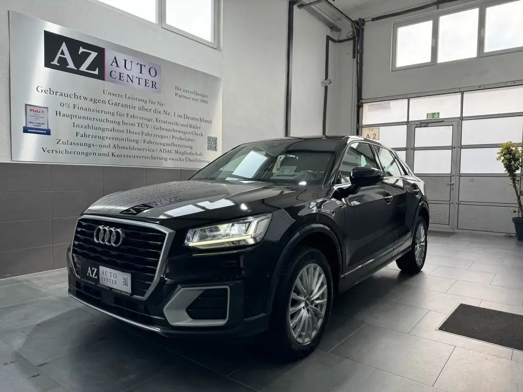 Photo 1 : Audi Q2 2017 Diesel