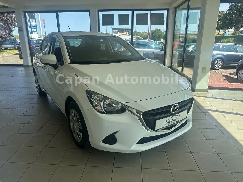 Photo 1 : Mazda 2 2018 Petrol