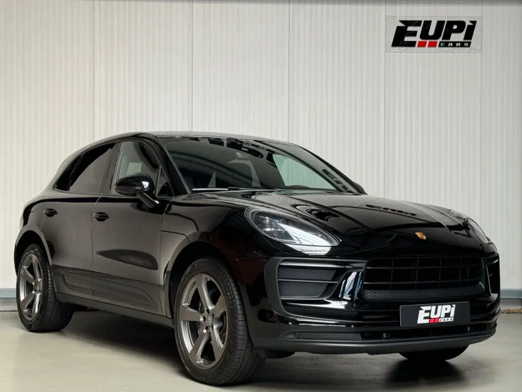 Photo 1 : Porsche Macan 2022 Essence