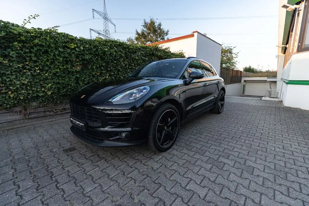 Photo 1 : Porsche Macan 2016 Essence