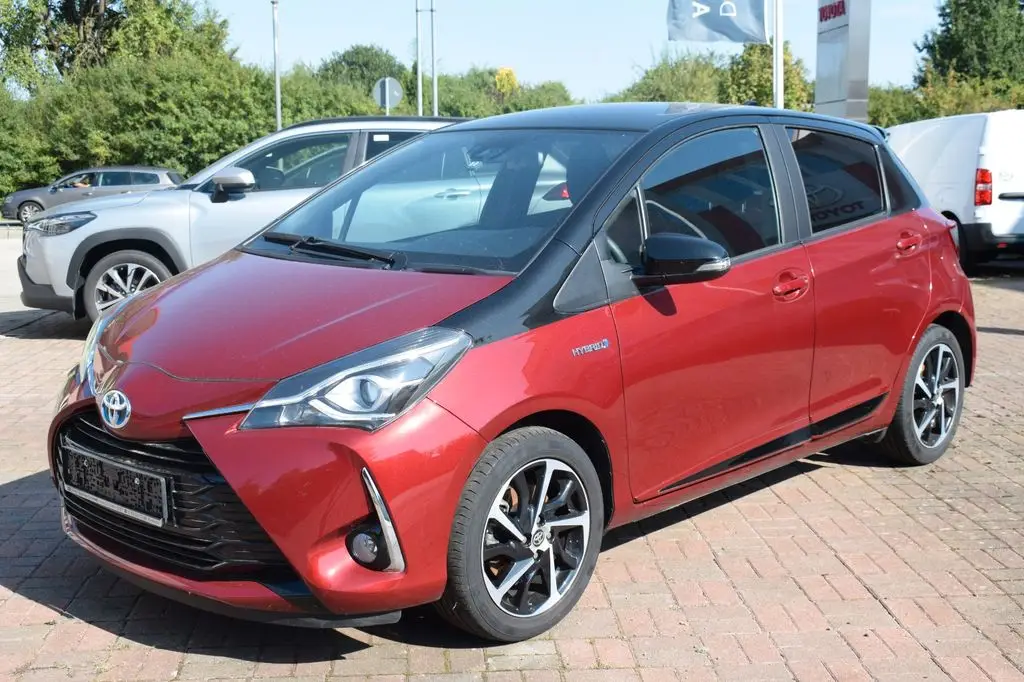 Photo 1 : Toyota Yaris 2018 Hybrid