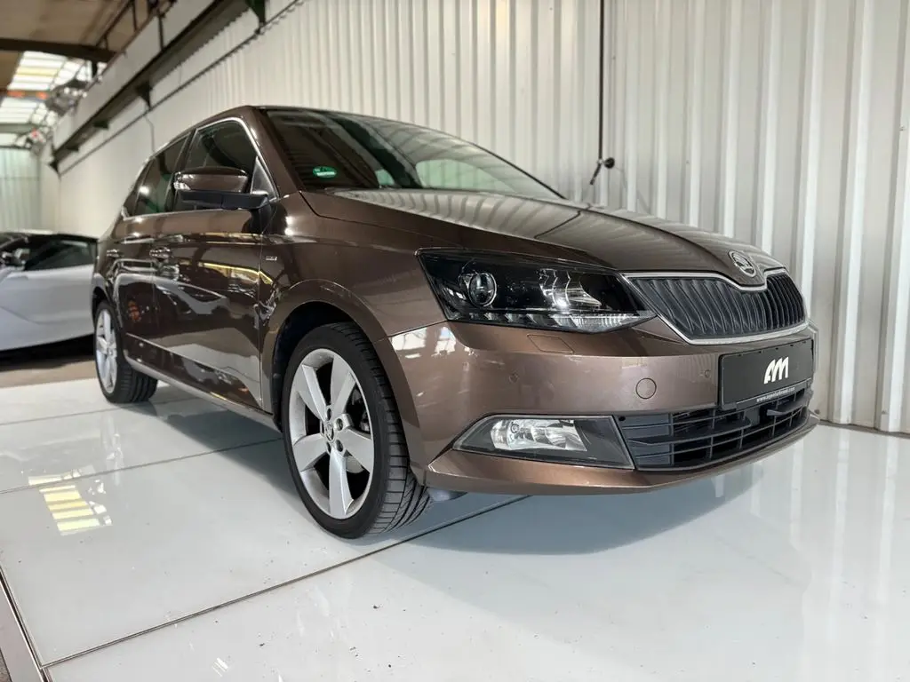 Photo 1 : Skoda Fabia 2018 Petrol