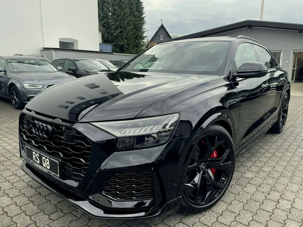 Photo 1 : Audi Rsq8 2024 Petrol