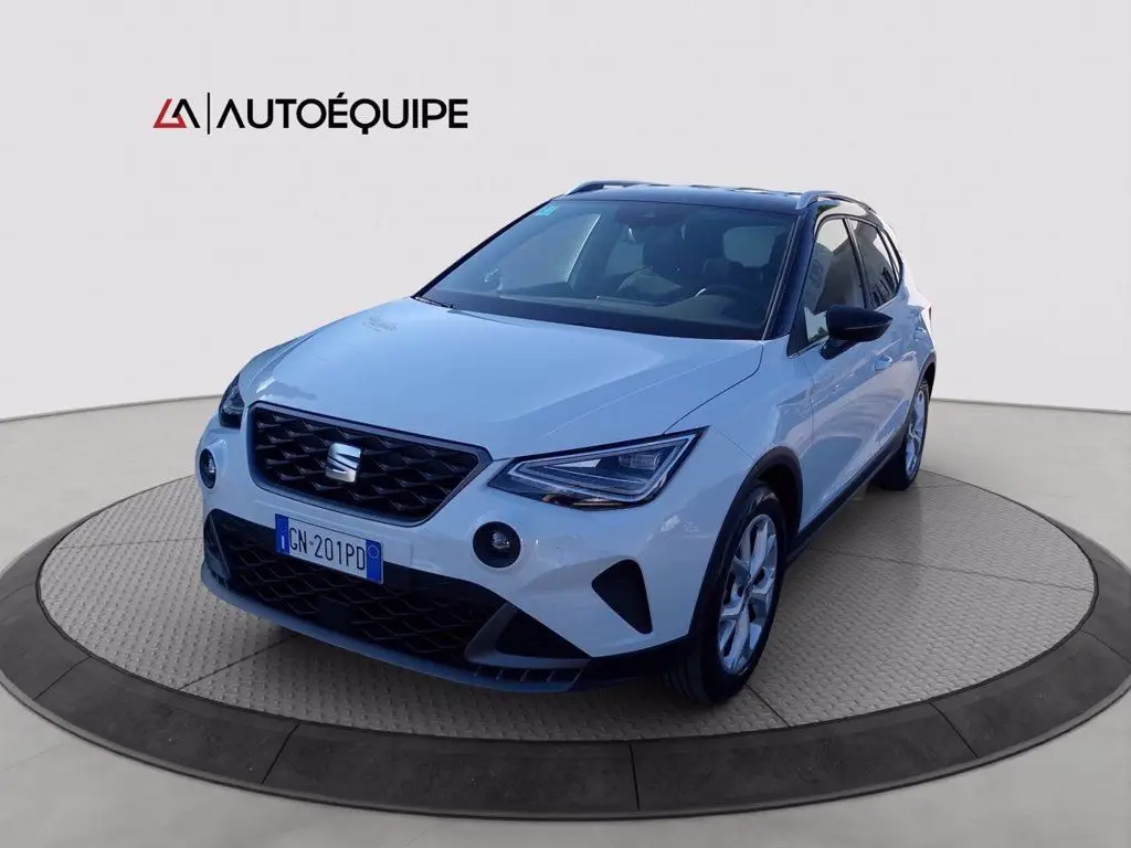 Photo 1 : Seat Arona 2023 Essence