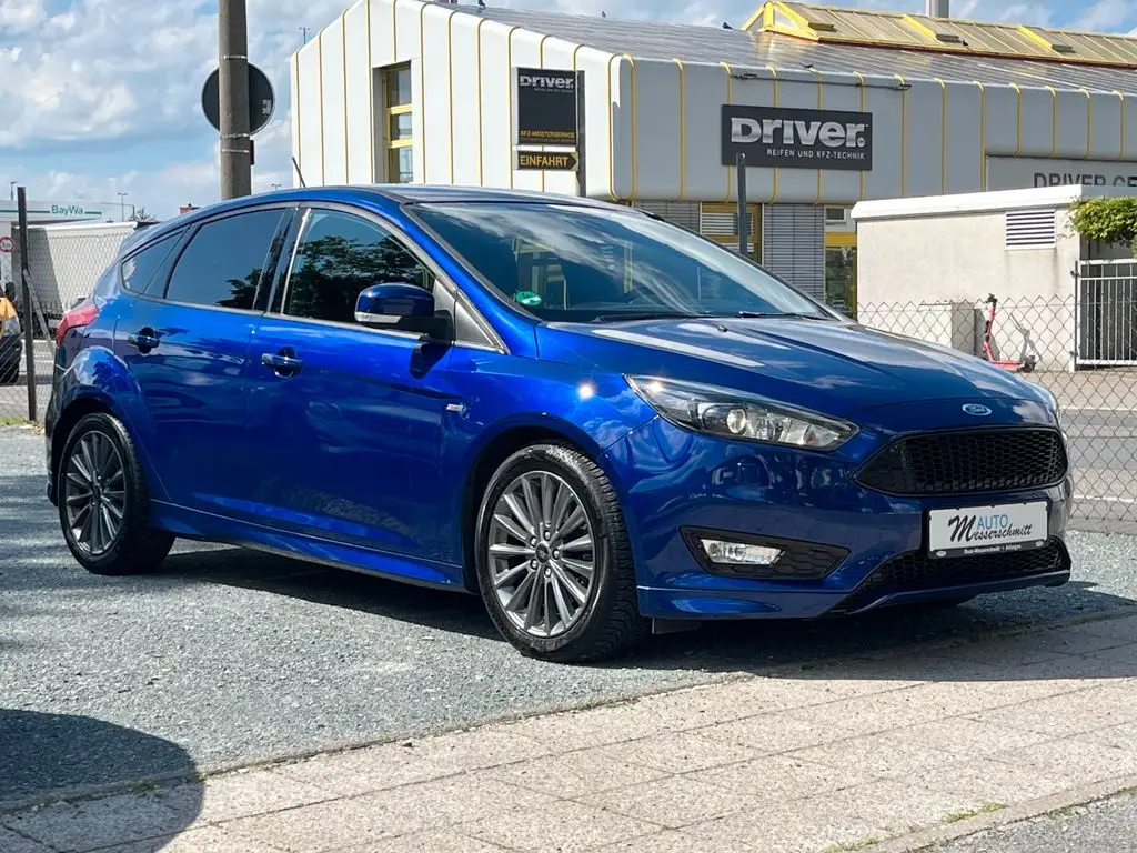 Photo 1 : Ford Focus 2017 Petrol