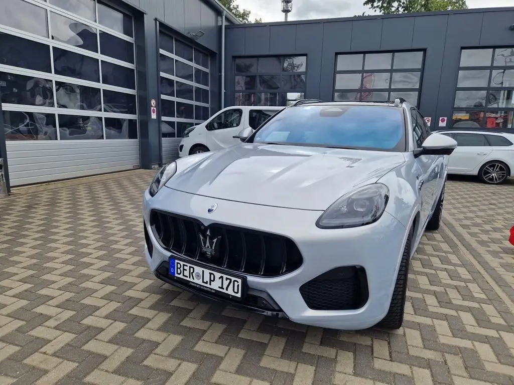 Photo 1 : Maserati Grecale 2023 Hybride