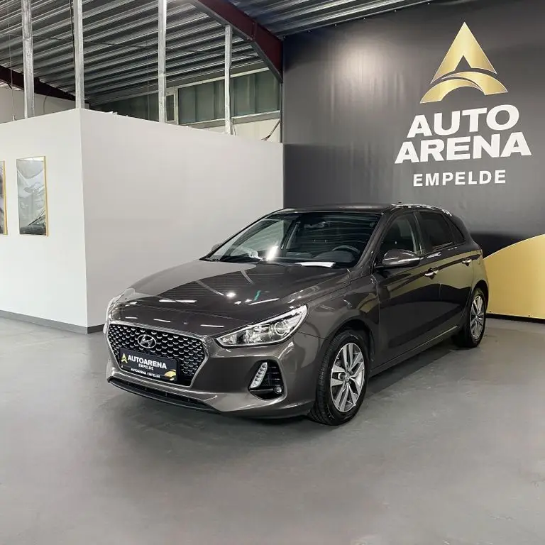 Photo 1 : Hyundai I30 2017 Petrol