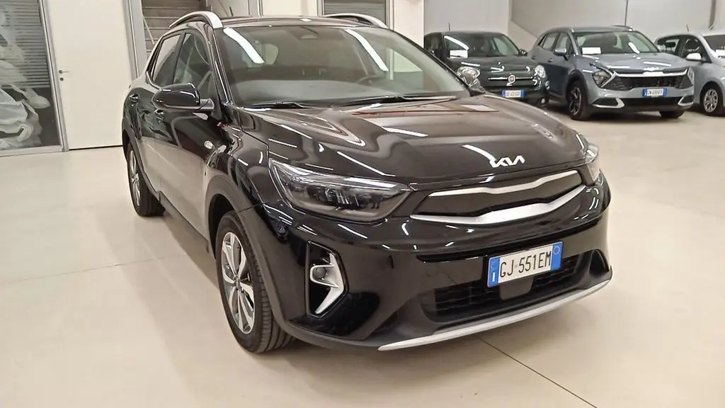 Photo 1 : Kia Stonic 2022 LPG