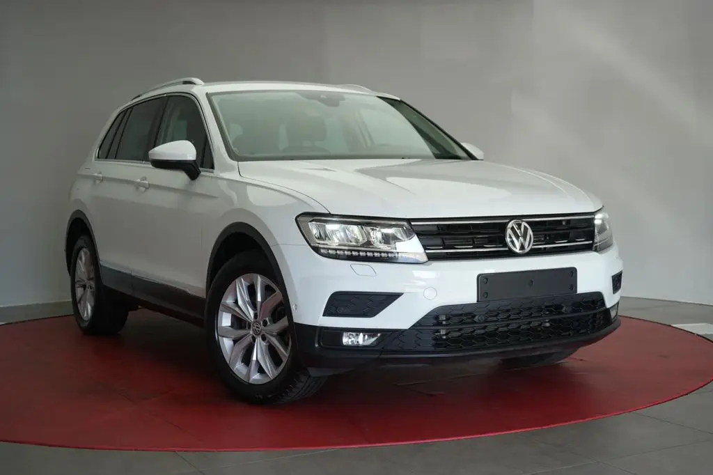 Photo 1 : Volkswagen Tiguan 2019 Petrol