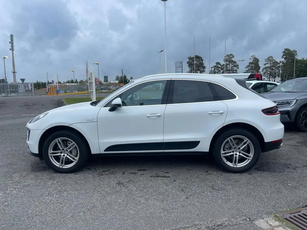 Photo 1 : Porsche Macan 2016 Diesel