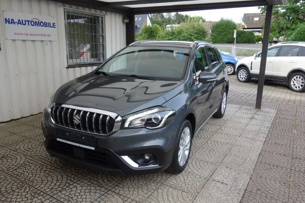 Photo 1 : Suzuki Sx4 2018 Essence