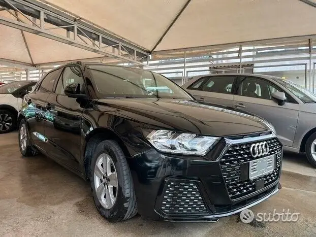 Photo 1 : Audi A1 2019 Petrol