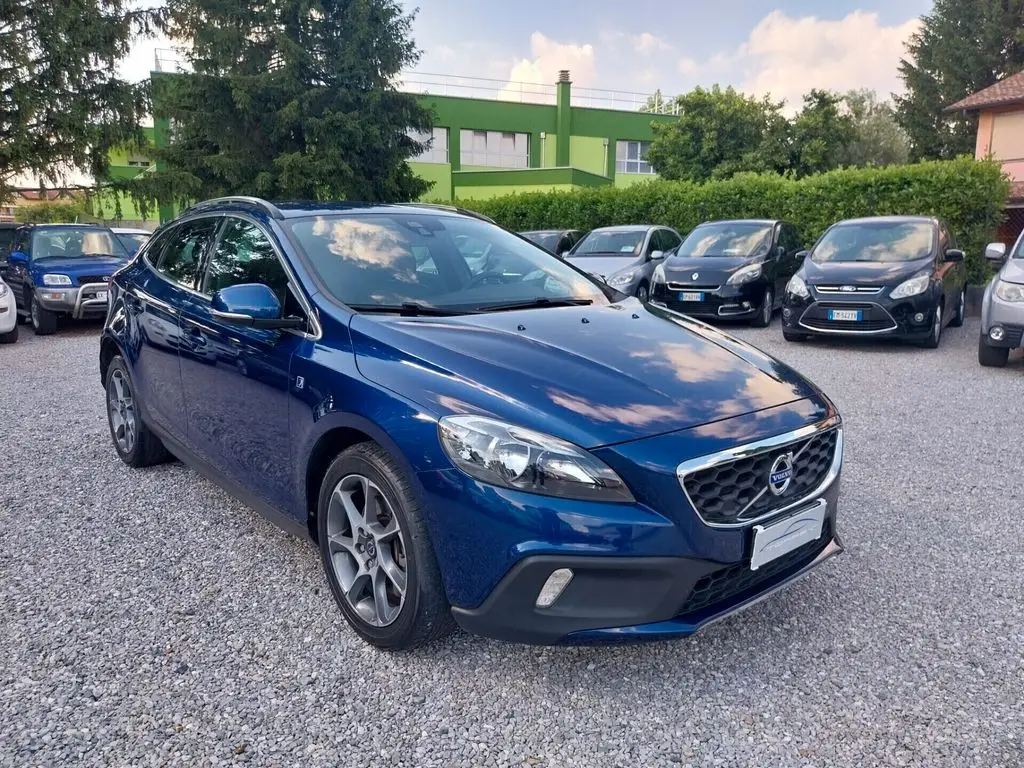 Photo 1 : Volvo V40 2016 Diesel