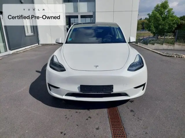 Photo 1 : Tesla Model Y 2023 Non renseigné