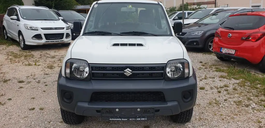 Photo 1 : Suzuki Jimny 2016 Petrol