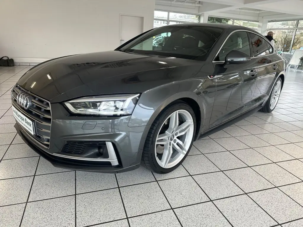 Photo 1 : Audi S5 2017 Petrol