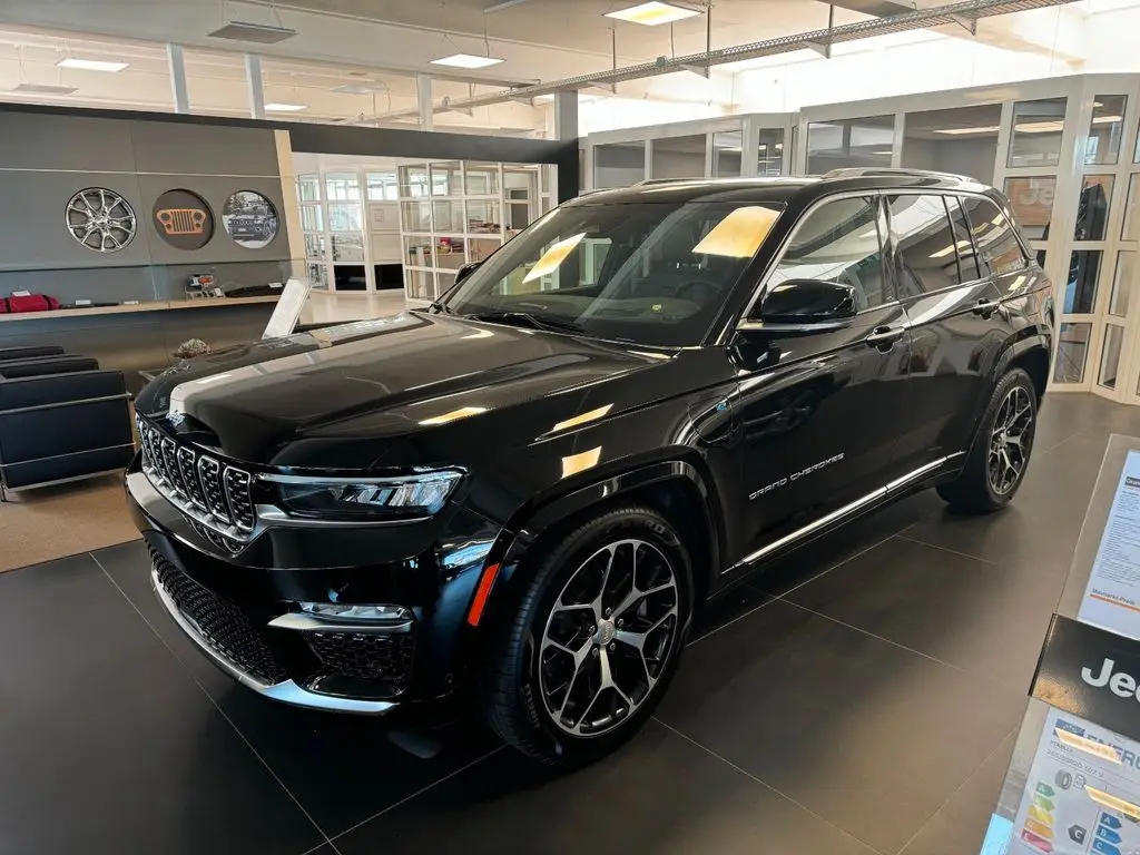 Photo 1 : Jeep Grand Cherokee 2023 Hybrid