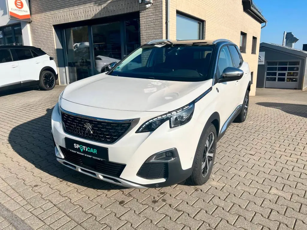 Photo 1 : Peugeot 3008 2019 Diesel