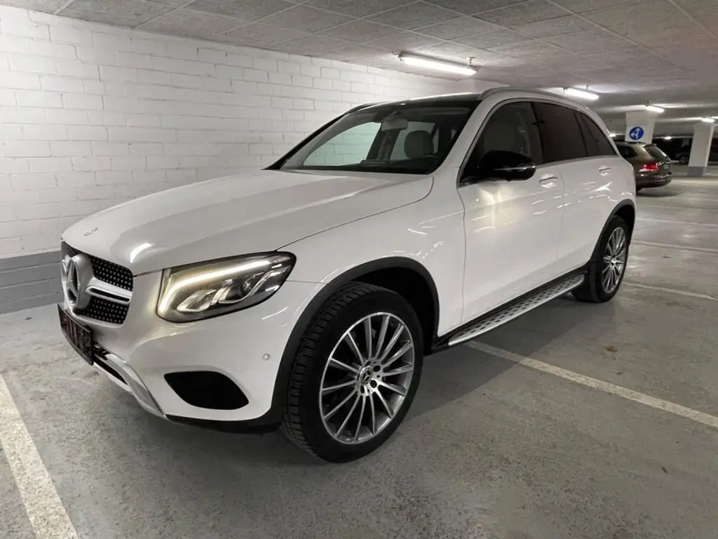 Photo 1 : Mercedes-benz Classe Glc 2018 Petrol