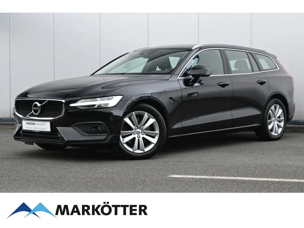 Photo 1 : Volvo V60 2021 Petrol